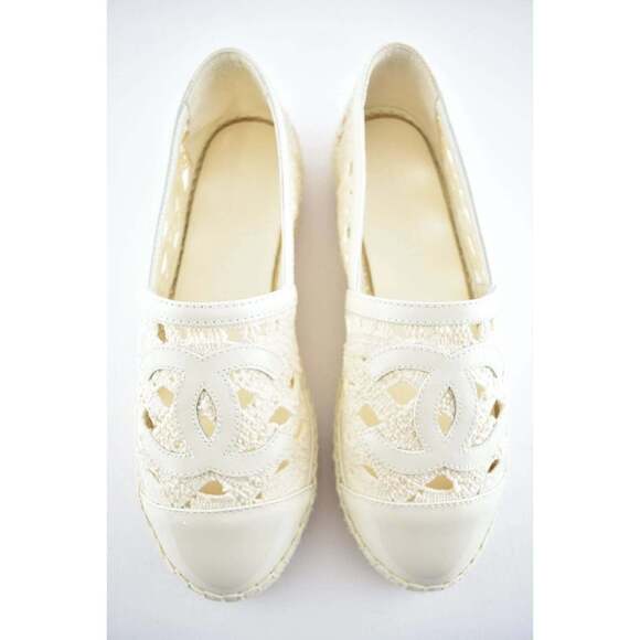 Chanel 20S Beige Ivory Patent Leather CC Logo Espadrille Slip On Ballet Flat 42 - Picture 9 of 9